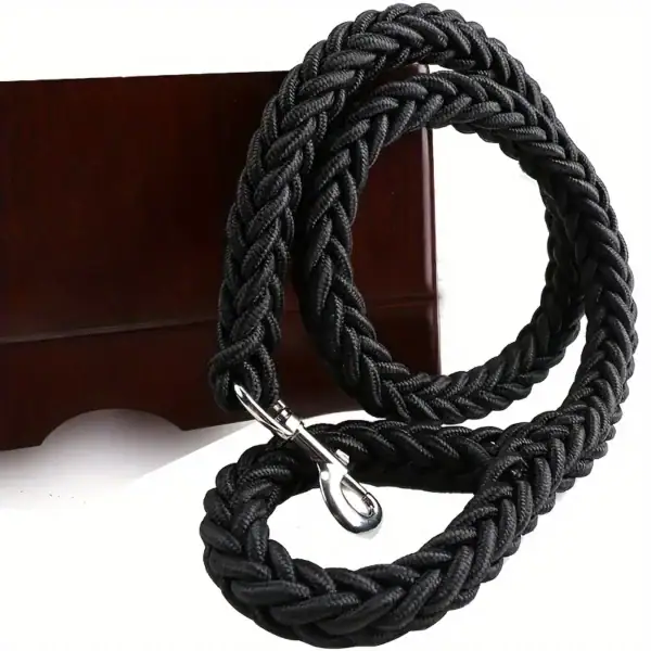 Strong & Durable Training Lead for Big Dogs - Image 3